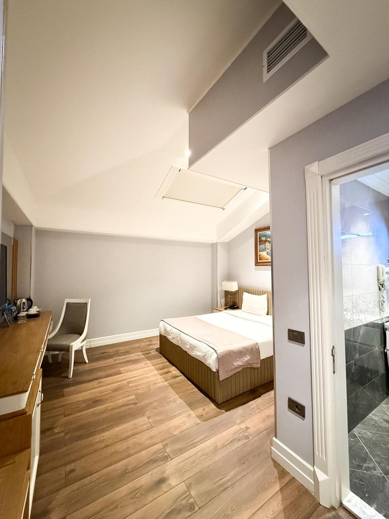 เทียทรุม โฮเต็ล บากู Hotel ภายนอก รูปภาพ